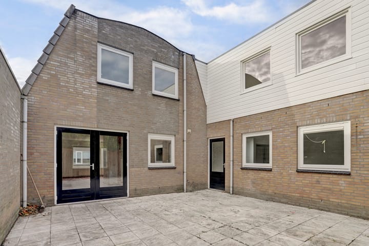 Foto 2 van Baselaarstraat 1