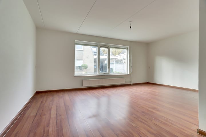 Foto 7 van Baselaarstraat 1