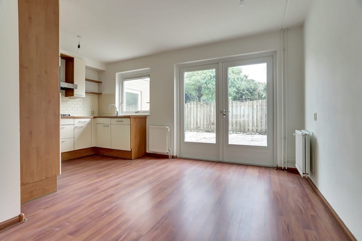 Foto 9 van Baselaarstraat 1