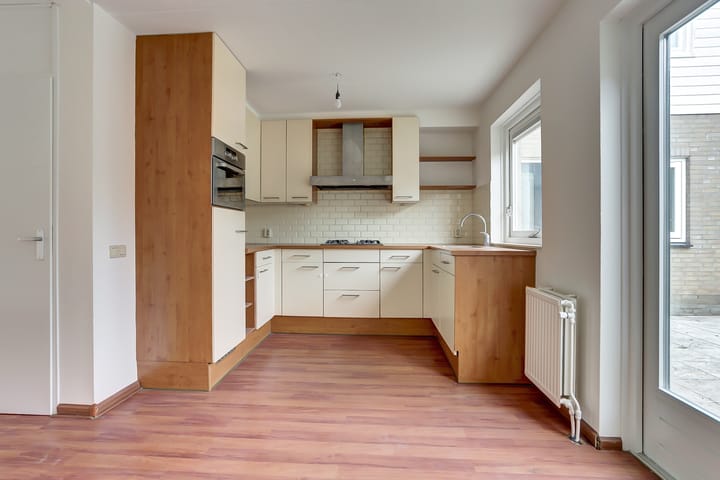 Foto 10 van Baselaarstraat 1