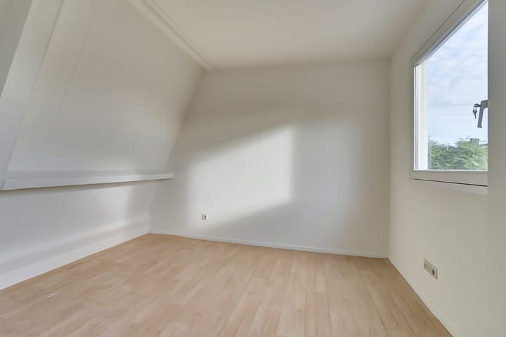 Foto 18 van Baselaarstraat 1