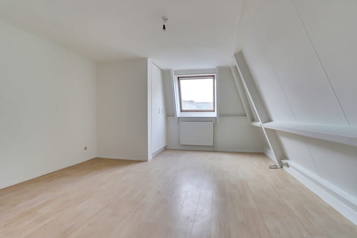 Foto 20 van Baselaarstraat 1