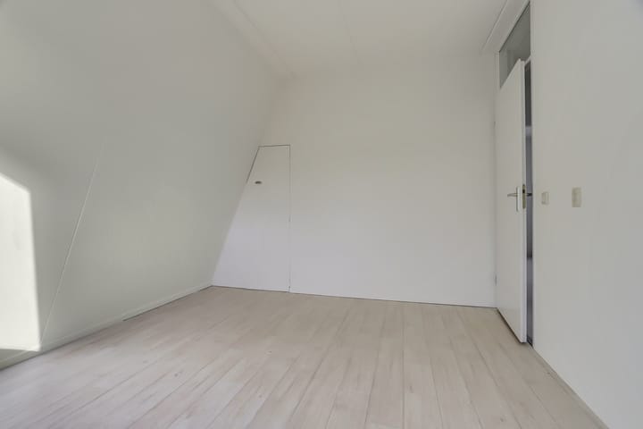 Foto 24 van Baselaarstraat 1