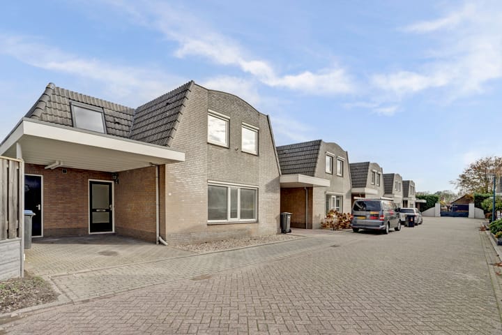 Foto 35 van Baselaarstraat 1