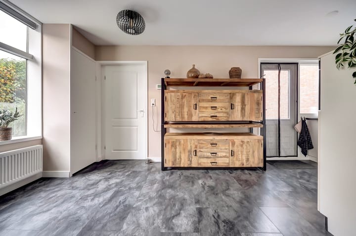 Photo 12 of Wilhelminastraat 11