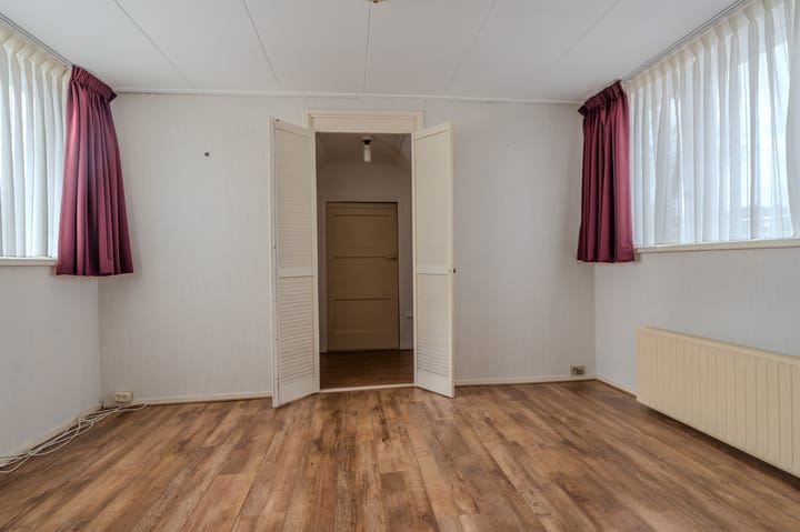 Photo 39 of Hoofdweg 72