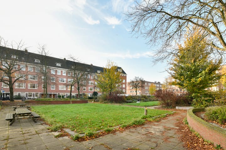 Photo 18 of Magalhaensplein 10-2