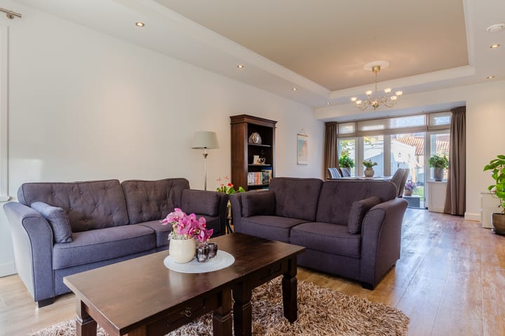 Foto 2 van Baron Sweerts de Landas Wyborghstraat 21