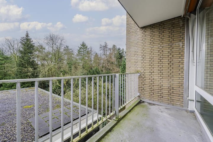 Photo 4 of De Hooghlaan 2-C22