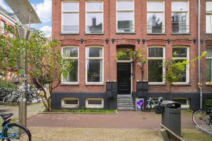 Photo 3 of Da Costastraat 135-HL