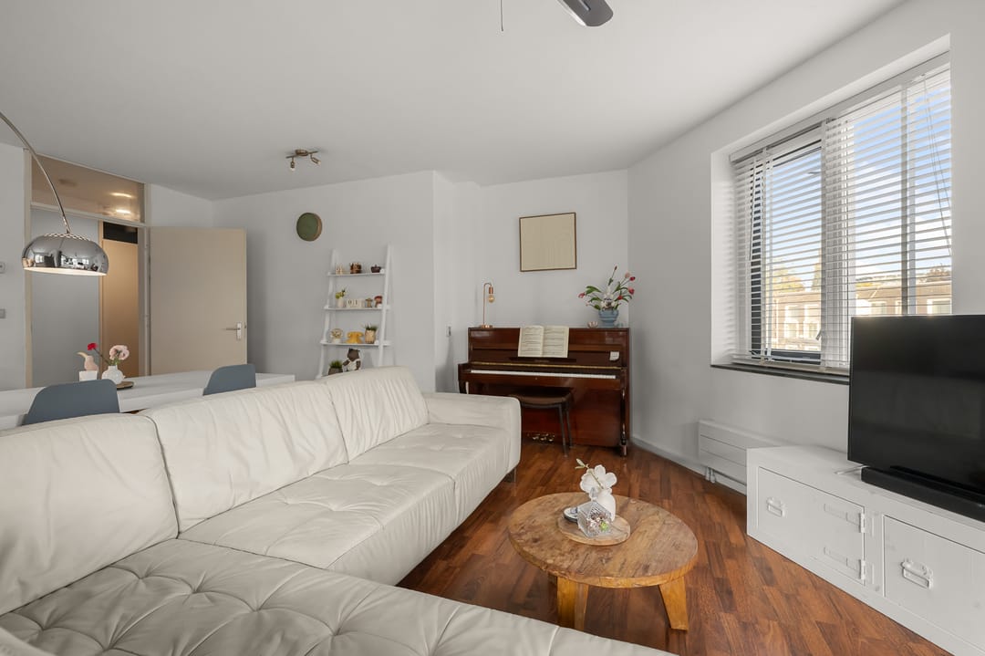 Photo 13 of Claus van Amsbergstraat 51