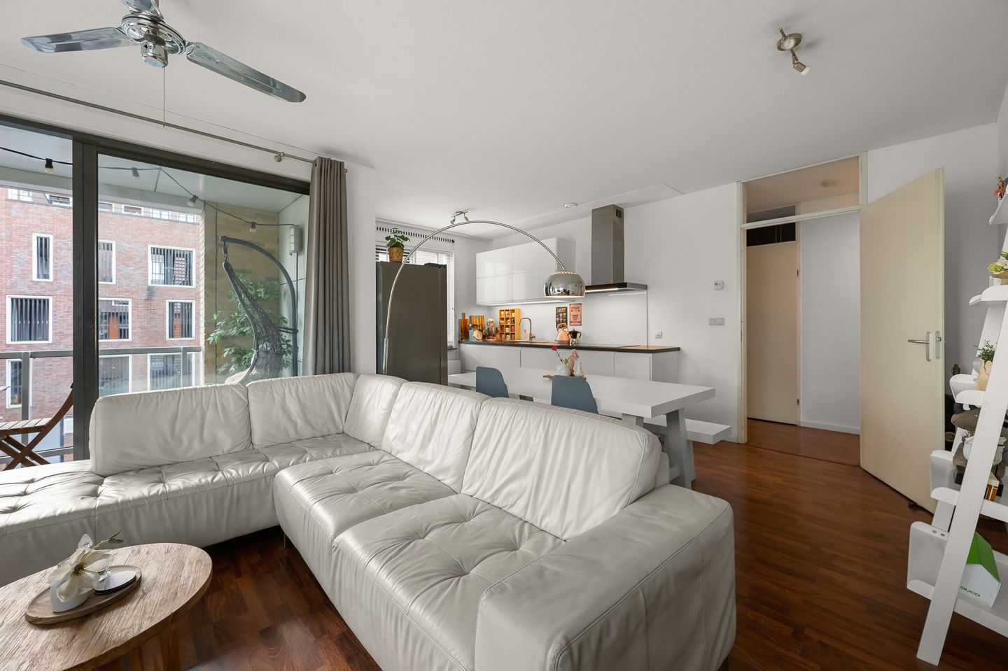 Photo 14 of Claus van Amsbergstraat 51