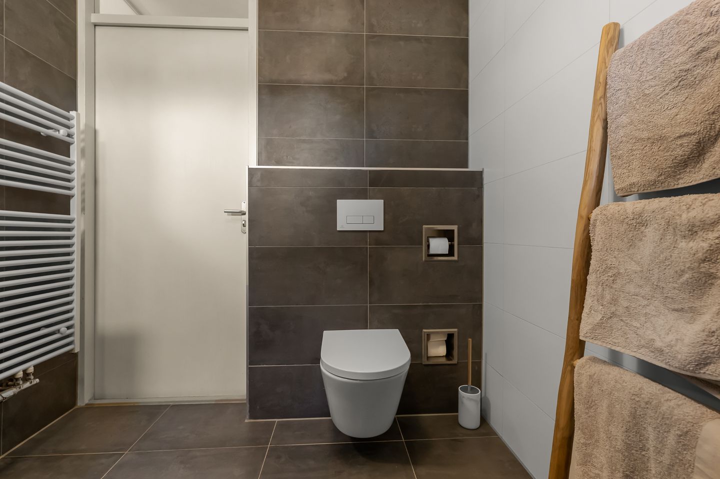 Photo 19 of Claus van Amsbergstraat 51