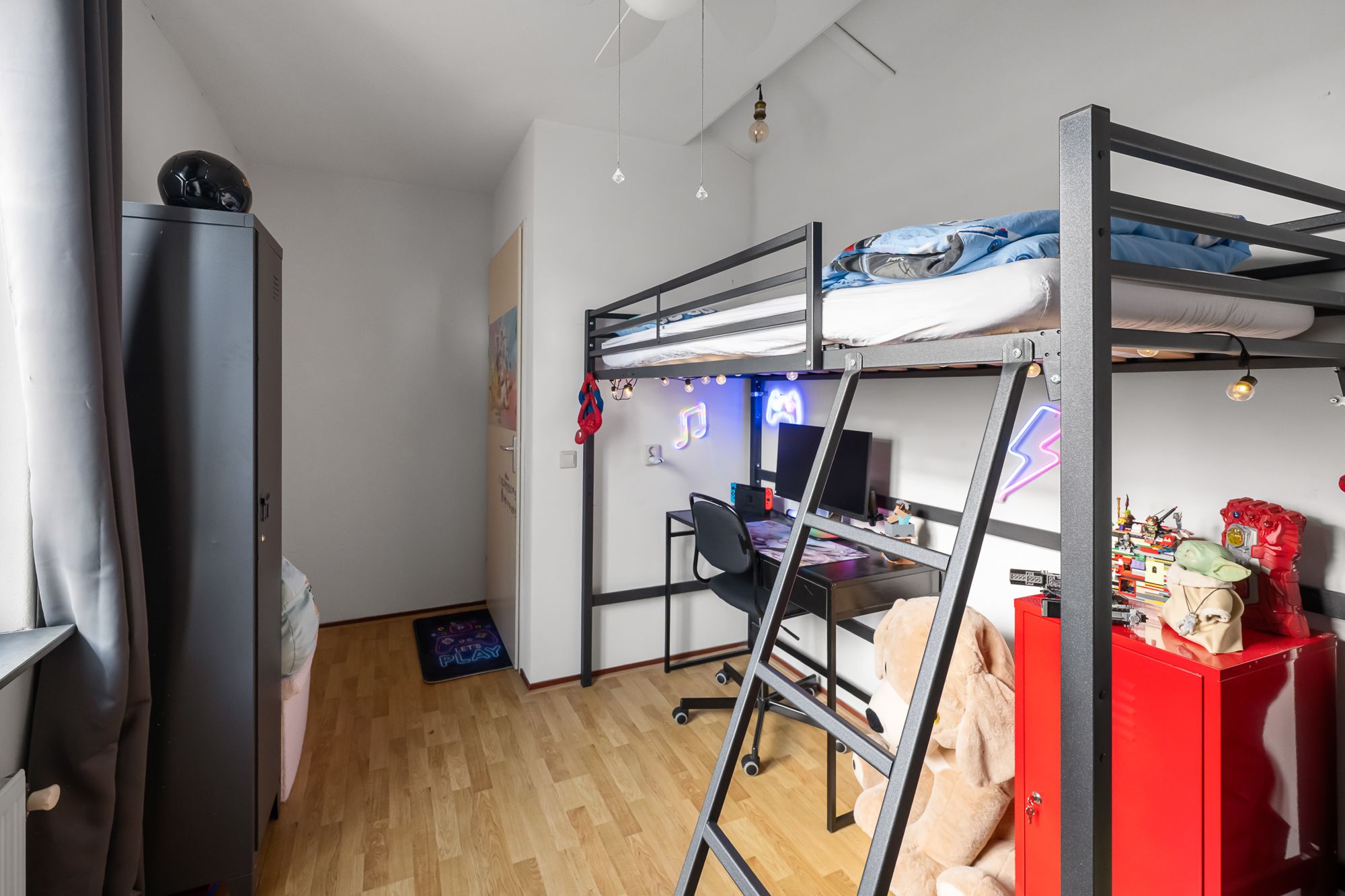 Photo 24 of Claus van Amsbergstraat 51