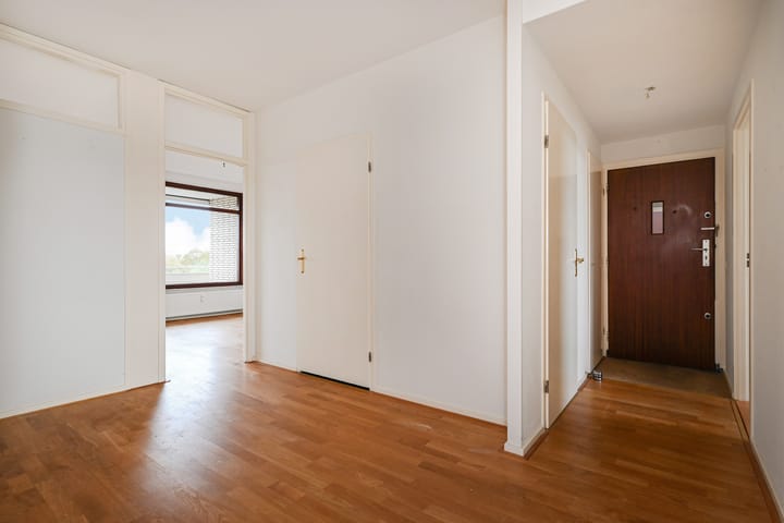 Photo 14 of Monseigneur van Steelaan 151