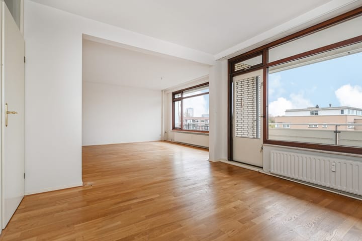 Photo 17 of Monseigneur van Steelaan 151