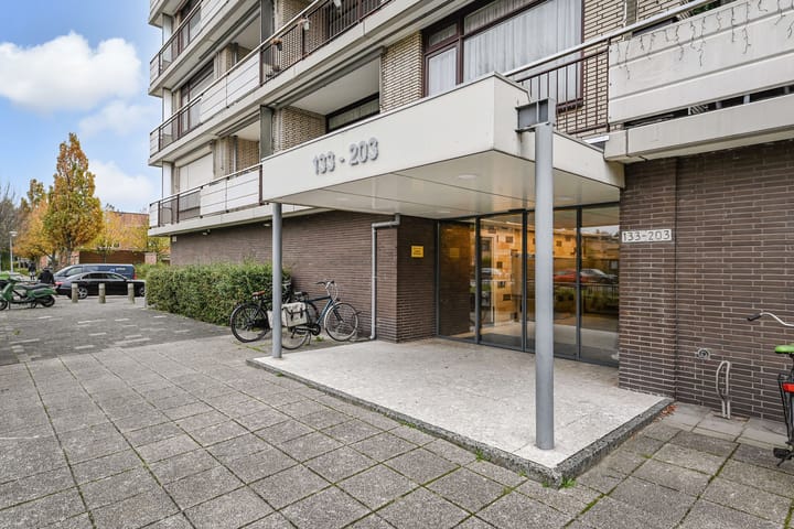 Photo 9 of Monseigneur van Steelaan 151