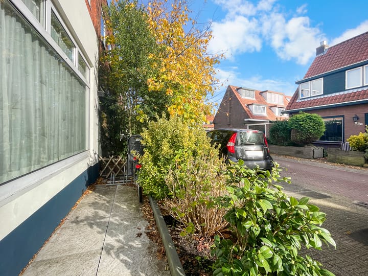 Photo 24 of Hoge Larenseweg 241