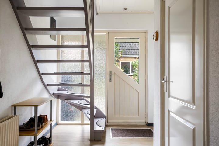 Photo 12 of Eserstraat 23-B