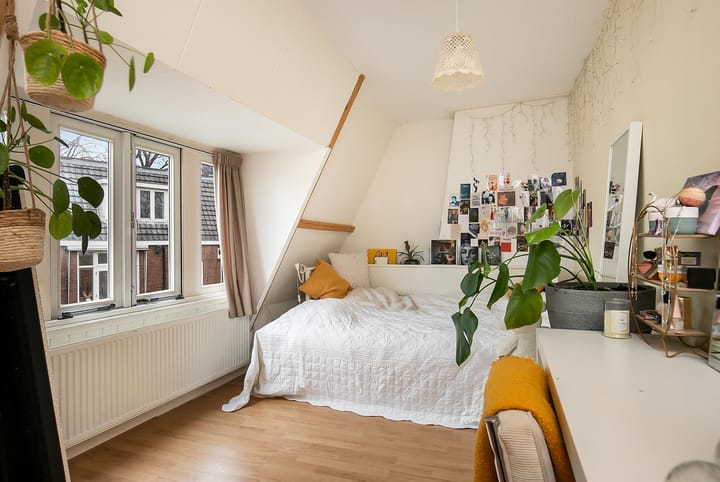 Photo 15 of Van 't Santstraat 123