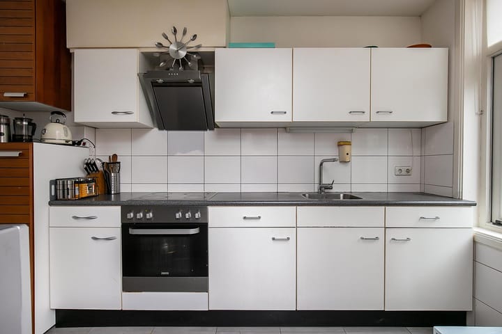 Photo 12 of Van 't Santstraat 123