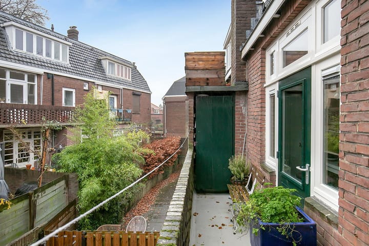 Photo 21 of Van 't Santstraat 123