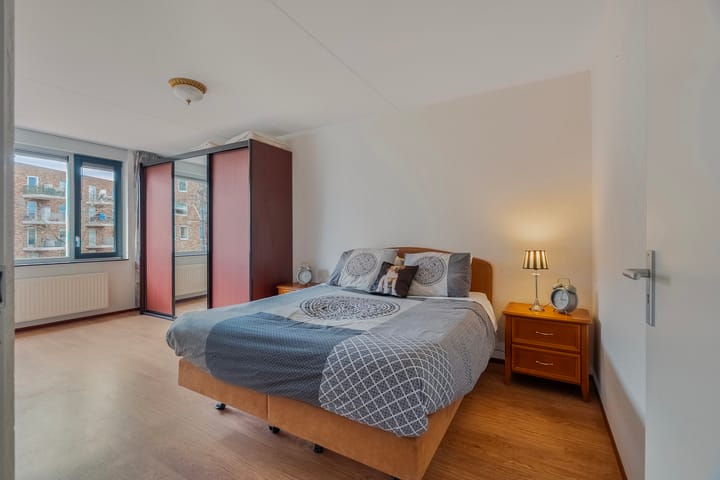 Photo 13 of Reling 145