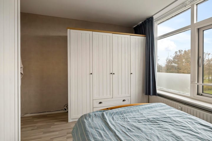 Photo 12 of Willem van Alcmadestraat 73