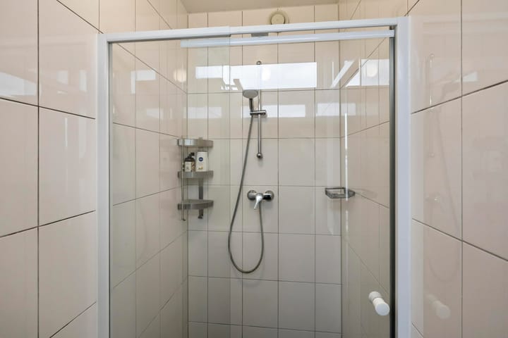 Photo 14 of Willem van Alcmadestraat 73