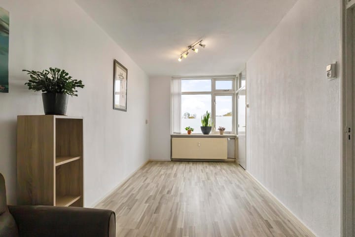 Photo 6 of Willem van Alcmadestraat 73