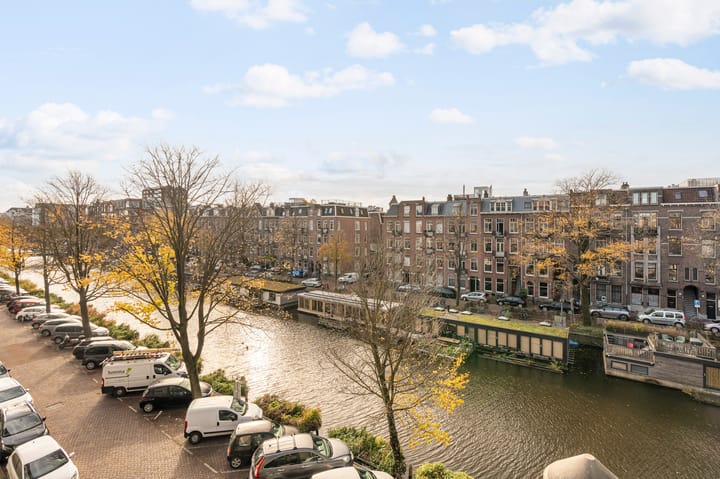 Photo 4 of Ter Haarstraat 21-D