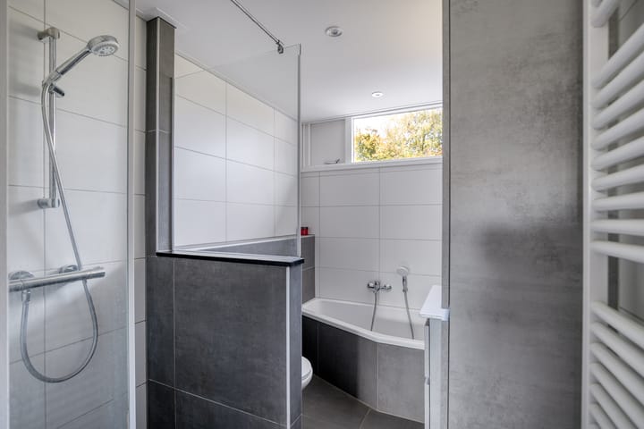 Foto 21 van Jan Tooroplaan 151