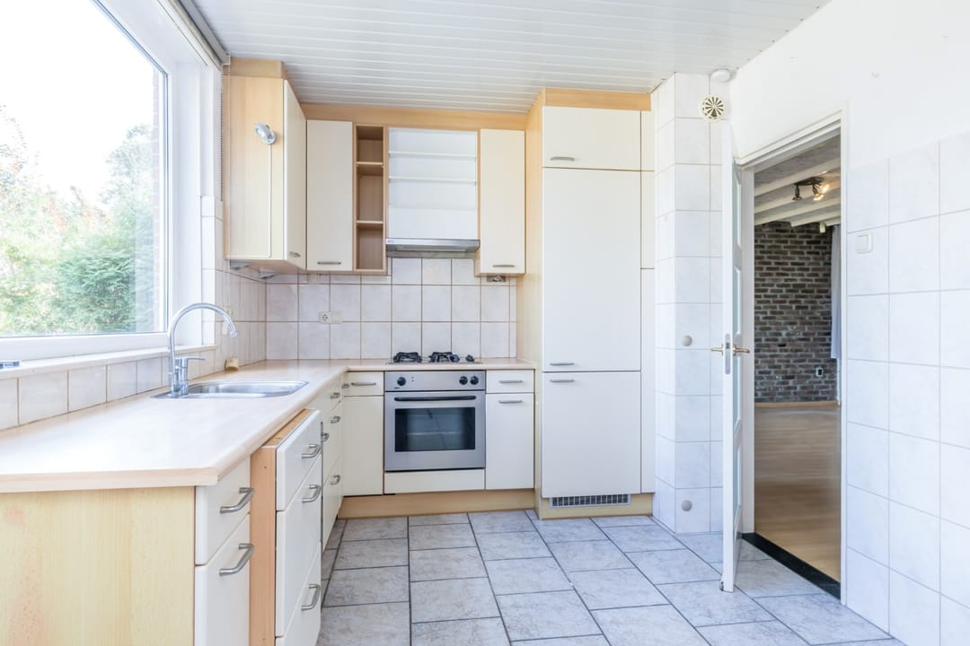 Foto 16 van Van Akenstraat 4