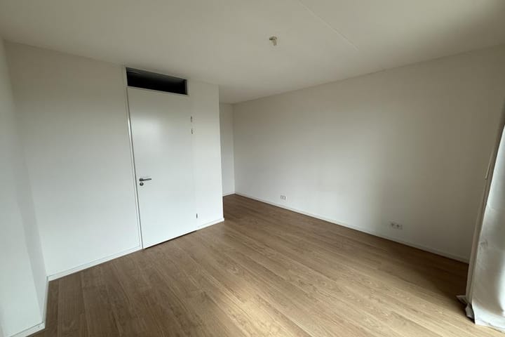 Foto 2 van Haarlemmerweg 866