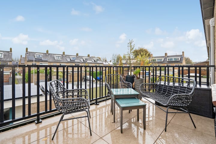 Photo 30 of Sytwinde 100