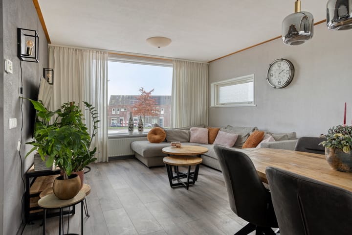 Foto 9 van Molenstraat 83