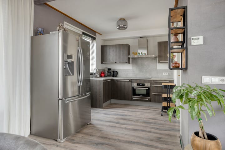 Foto 15 van Molenstraat 83