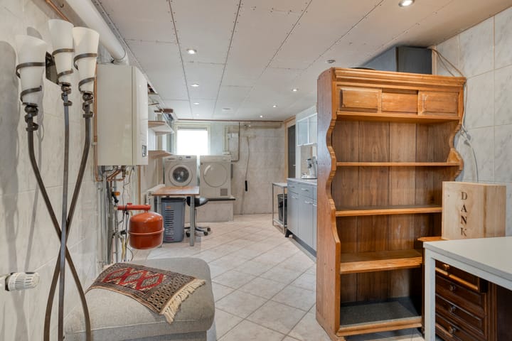 Foto 27 van Molenstraat 83