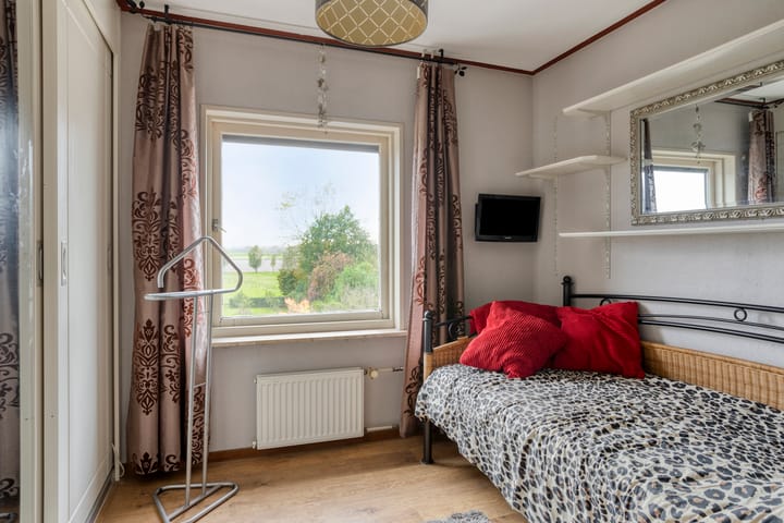 Foto 41 van Molenstraat 83