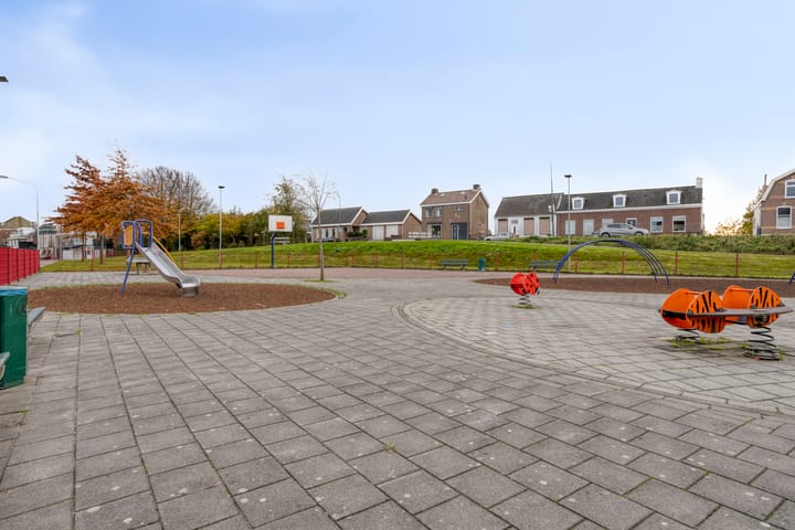 Foto 61 van Molenstraat 83