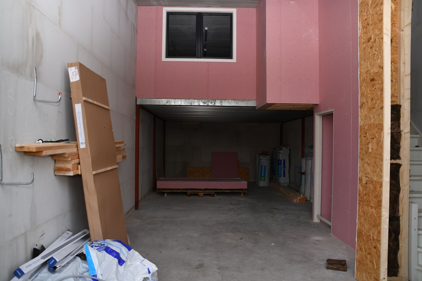 View photo 3 of Deutzstraat 54