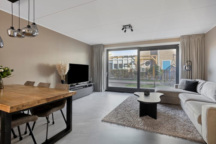 Photo 5 of Pieter de Hoochstraat 9