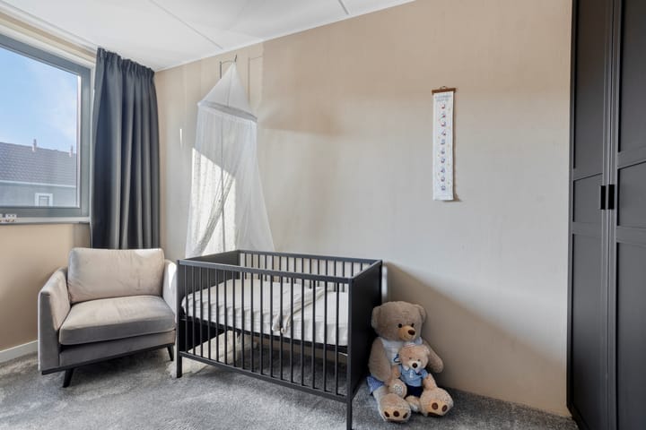 Photo 17 of Pieter de Hoochstraat 9