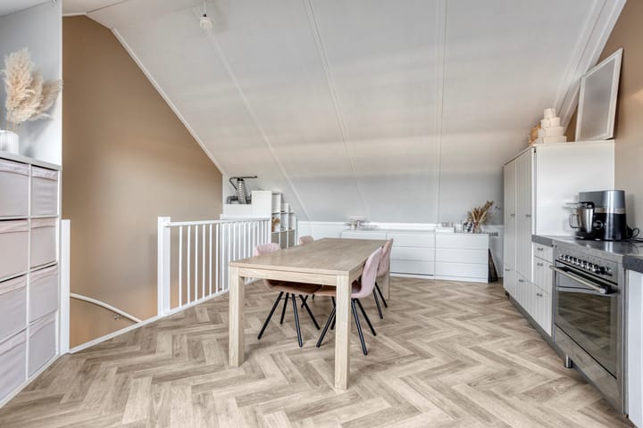 Photo 24 of Pieter de Hoochstraat 9