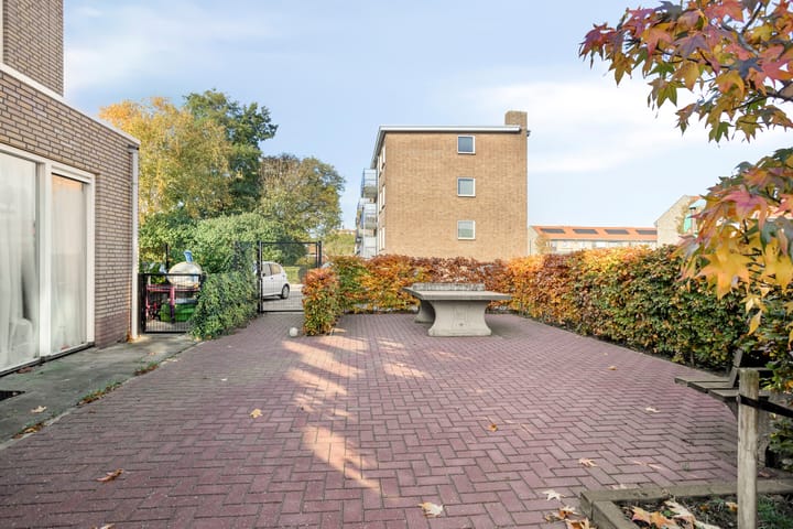 Photo 30 of Pieter de Hoochstraat 9