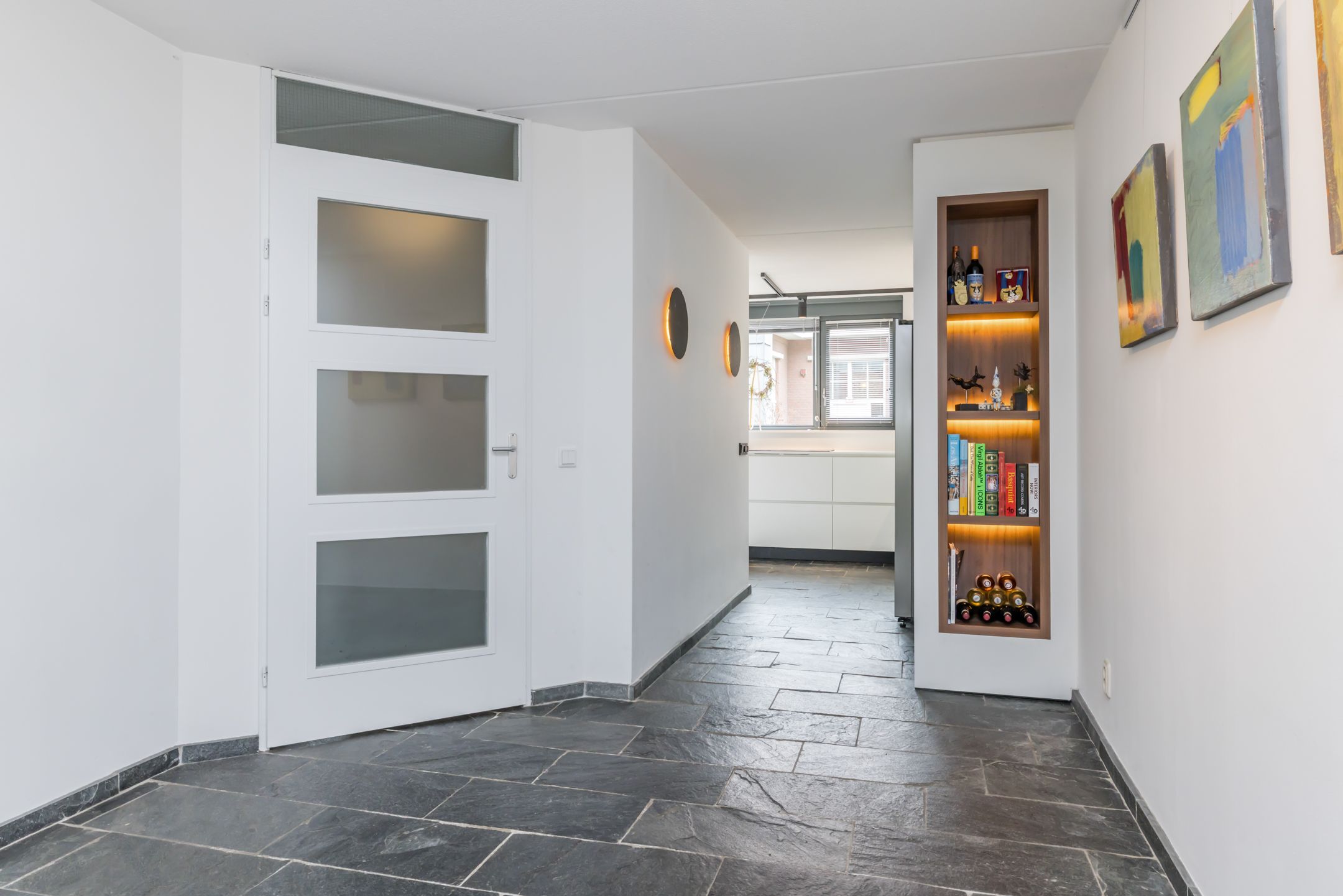 Photo 15 of Burg. van Rooystraat 41