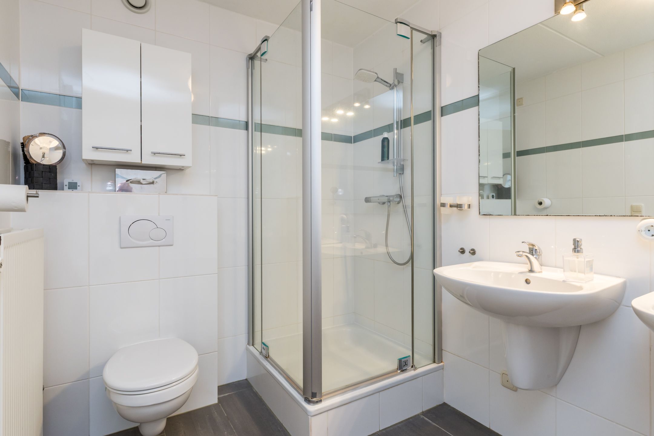 Photo 30 of Burg. van Rooystraat 41