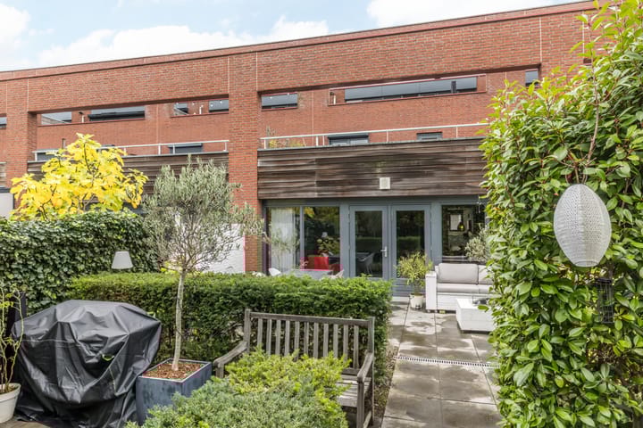 Photo 45 of Burg. van Rooystraat 41