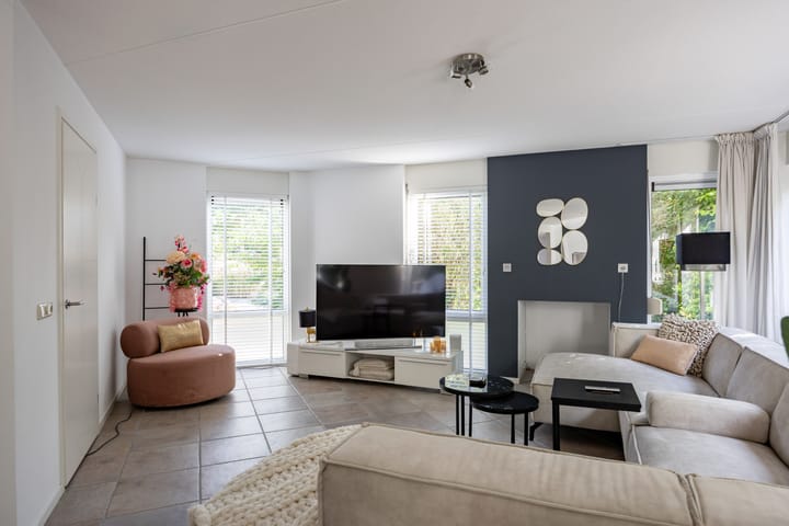 Photo 3 of A S Talmalaan 21-A