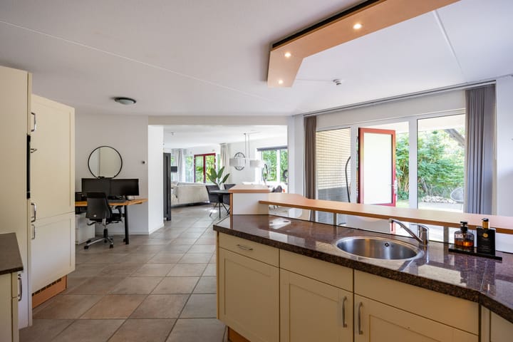 Foto 51 van A S Talmalaan 21-A